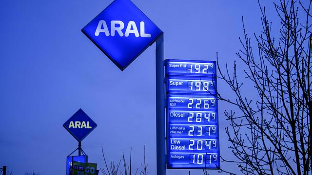 Harga Minyak Dunia Tertinggi sejak 2022